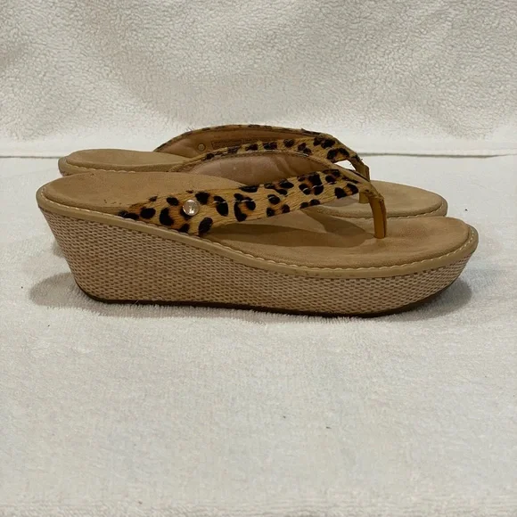 Vionic Grenada Tan Leopard Wedge Sandal size 6 - Picture 2 of 16